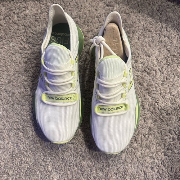 New Balance x FIGS ROAV  Color White / Green Women’s 6.5 Men’s 5 - Picture 5 of 10